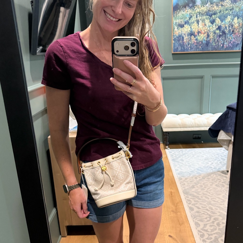 Tory Burch new NWT and bag. mini bucket bag beige canvas and tan leather strap - Picture 4 of 4